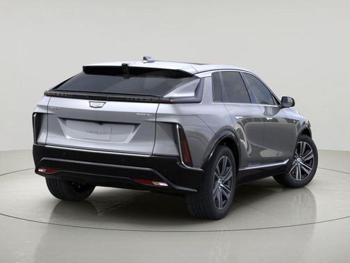 Argent Silver Metallic 2026 Cadillac LYRIQ Luxury