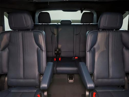 2025 Cadillac Escalade IQ Sport 2