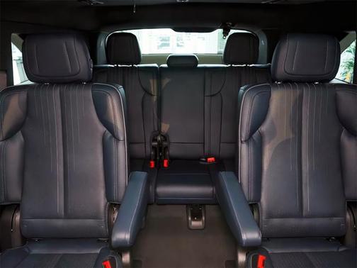 2025 Cadillac Escalade IQ Sport 2