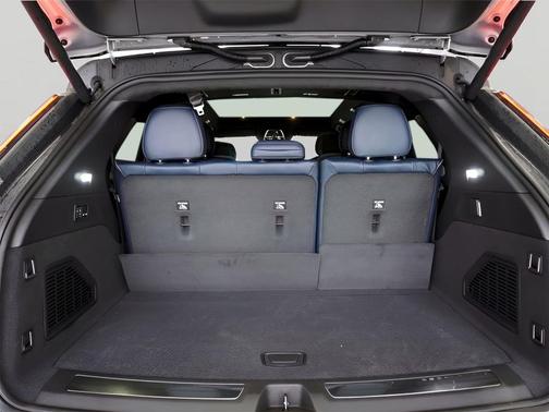 2025 Cadillac Escalade IQ Sport 2