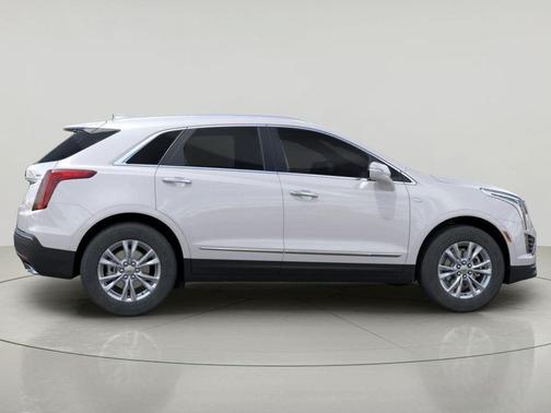 2026 Cadillac XT5 Luxury