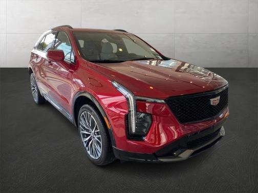 2025 Cadillac XT4 Sport