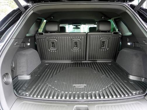 2025 Cadillac XT5 Luxury
