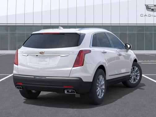 2025 Cadillac XT5 Luxury