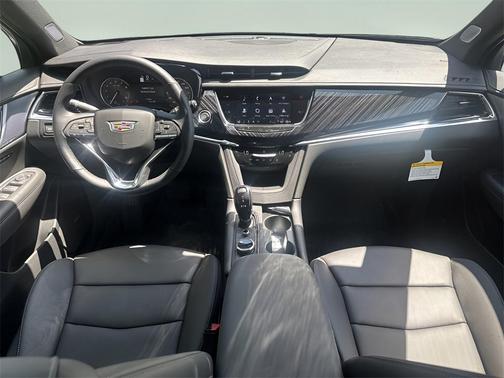 2025 Cadillac XT6 Premium Luxury AWD