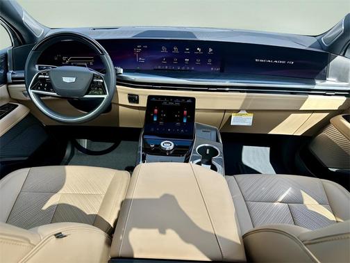2025 Cadillac Escalade IQ Luxury 2