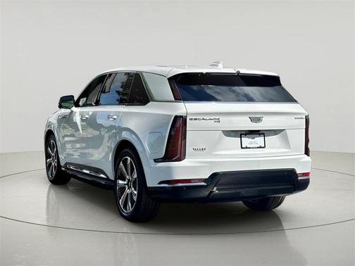 2025 Cadillac Escalade IQ Luxury 2