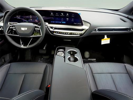 2025 Cadillac LYRIQ Sport
