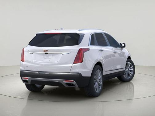 Crystal White Tricoat 2026 Cadillac XT5 Premium Luxury