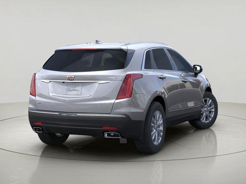 Argent Silver Metallic 2026 Cadillac XT5 Luxury