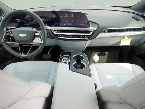 2025 Cadillac LYRIQ Sport