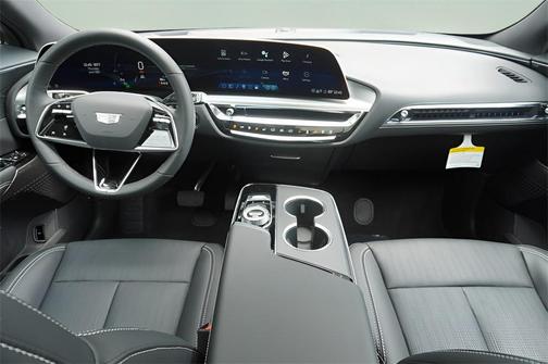 2025 Cadillac LYRIQ Sport