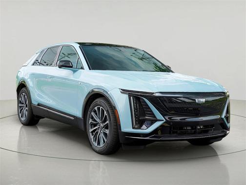 2025 Cadillac LYRIQ Sport