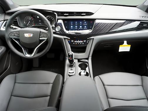 2025 Cadillac XT6 Premium Luxury FWD