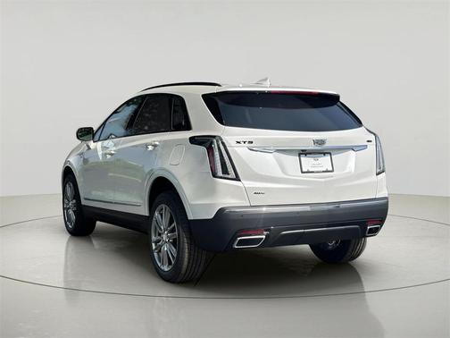 2025 Cadillac XT5 Sport