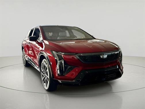 2025 Cadillac OPTIQ Sport 2 AWD