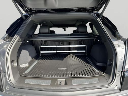 2025 Cadillac XT5 Sport