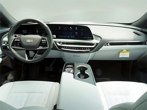2025 Cadillac LYRIQ Sport