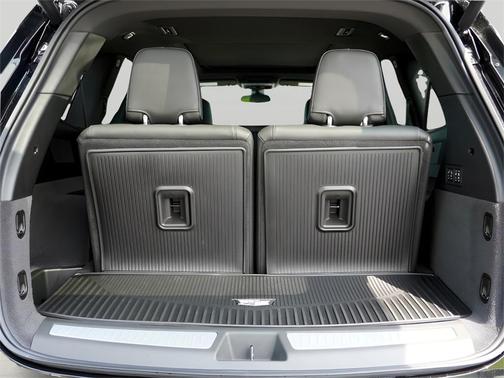 2025 Cadillac XT6 Premium Luxury FWD