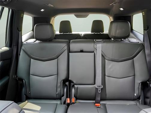 2025 Cadillac XT6 Premium Luxury FWD