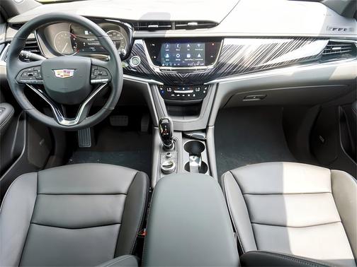 2025 Cadillac XT6 Premium Luxury FWD