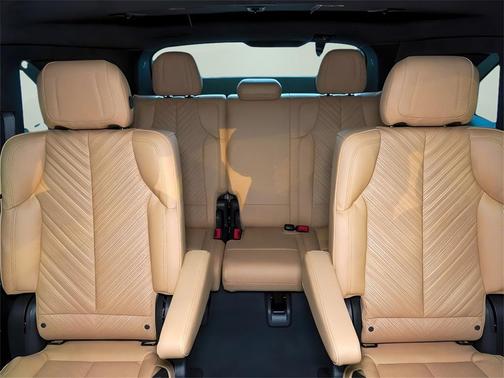 2025 Cadillac Escalade IQ Sport 2