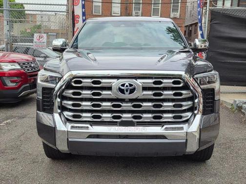 2022 Toyota Tundra Hybrid 1794 Edition