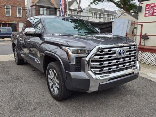 2022 Toyota Tundra Hybrid 1794 Edition