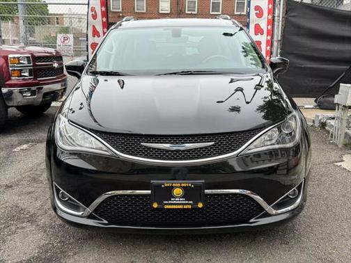 2018 Chrysler Pacifica Touring-L