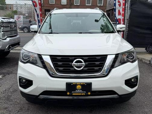 2017 Nissan Pathfinder SL