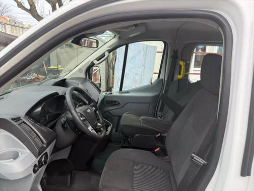 2017 Ford Transit-350 XL