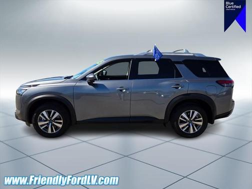 2025 Nissan Pathfinder SL FWD