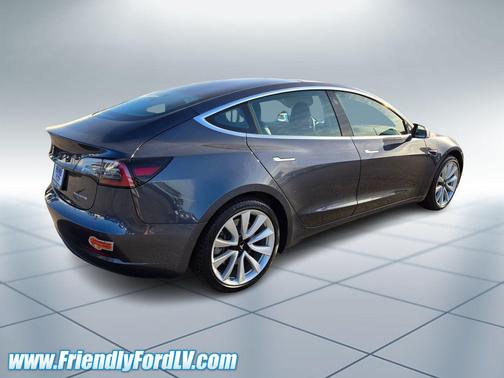 2019 Tesla Model 3 Performance
