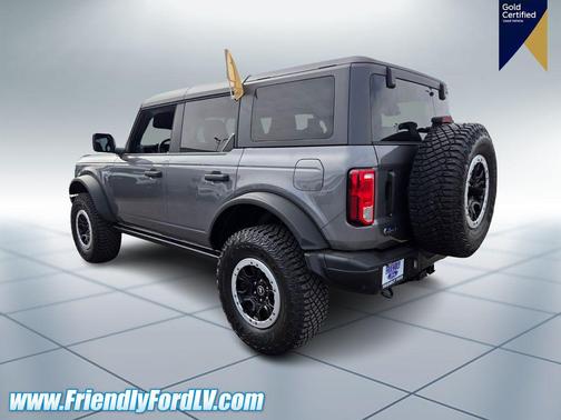 CARBONIZED GRAY METALLIC 2023 Ford Bronco Black Diamond