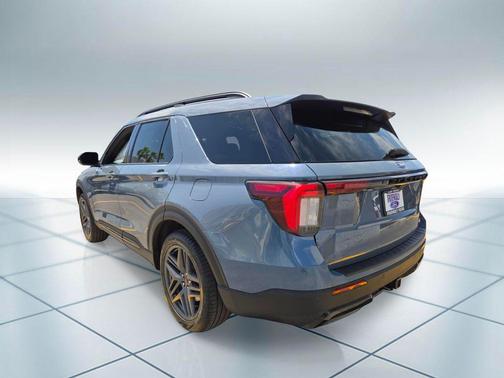 VAPOR BLUE 2026 Ford Explorer ST-Line