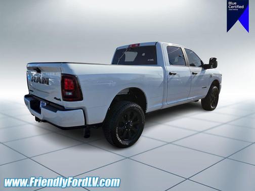 2025 RAM 3500 Big Horn Crew Cab 4x4 6'4' Box