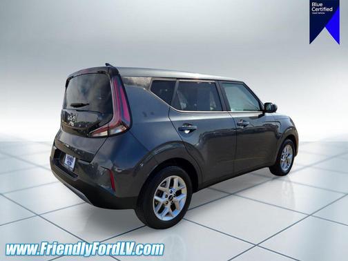 Gravity Gray 2024 Kia Soul LX