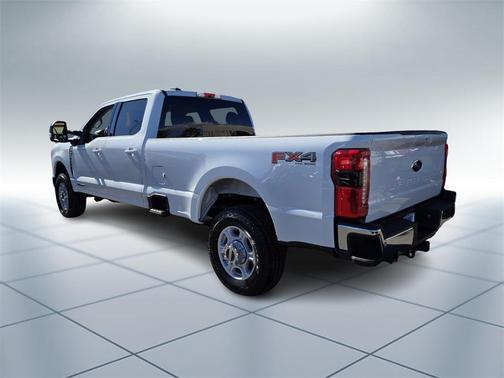 2026 Ford F-350 XLT