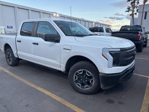 2023 Ford F-150 Lightning Pro