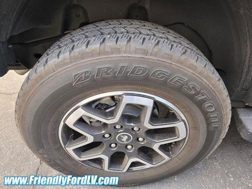 CACTUS GRAY 2024 Ford Bronco Outer Banks