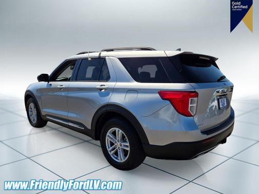 ICONIC SILVER METALLIC 2021 Ford Explorer XLT