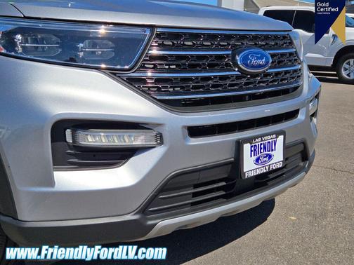 ICONIC SILVER METALLIC 2021 Ford Explorer XLT