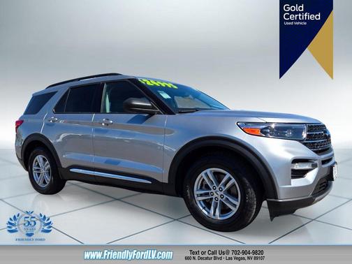 ICONIC SILVER METALLIC 2021 Ford Explorer XLT