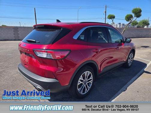 2022 Ford Escape SEL