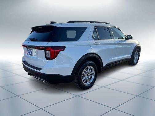 2026 Ford Explorer Active (200A)