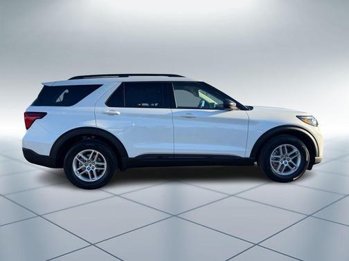 2026 Ford Explorer Active (200A)