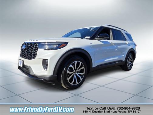 2025 Ford Explorer ST-Line