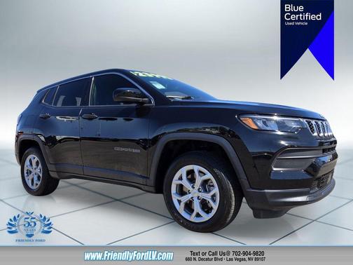 Diamond Black Crystal Pearlcoat 2024 Jeep Compass Sport