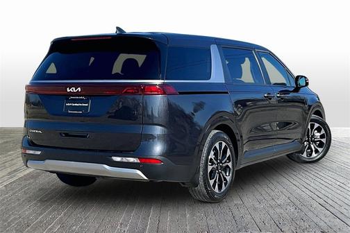 2024 Kia Carnival EX