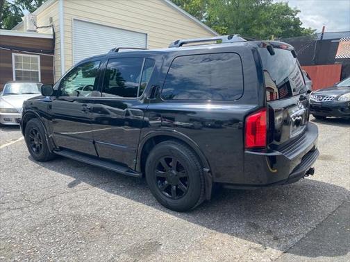 2006 INFINITI QX56 Base